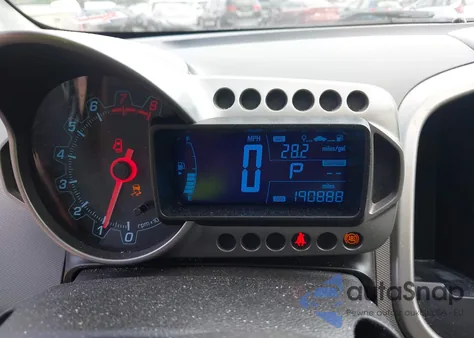 2016 Chevrolet Sonic Lt Auto из США, поврежденный, VIN 1G1JC5SH7G4104704